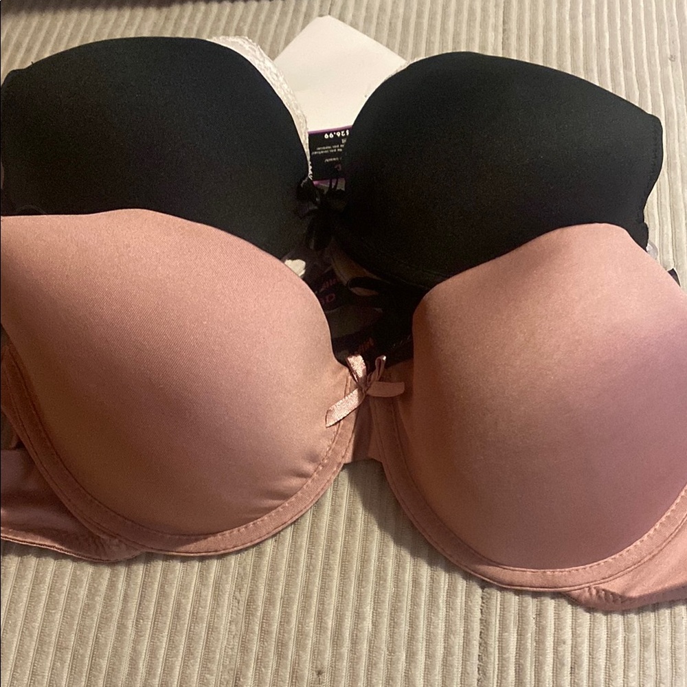 Lace Bra Set - Picture 2 of 4